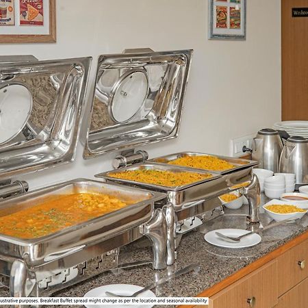 Treebo Galaxy Suites Mathikere Bangalore Bagian luar foto