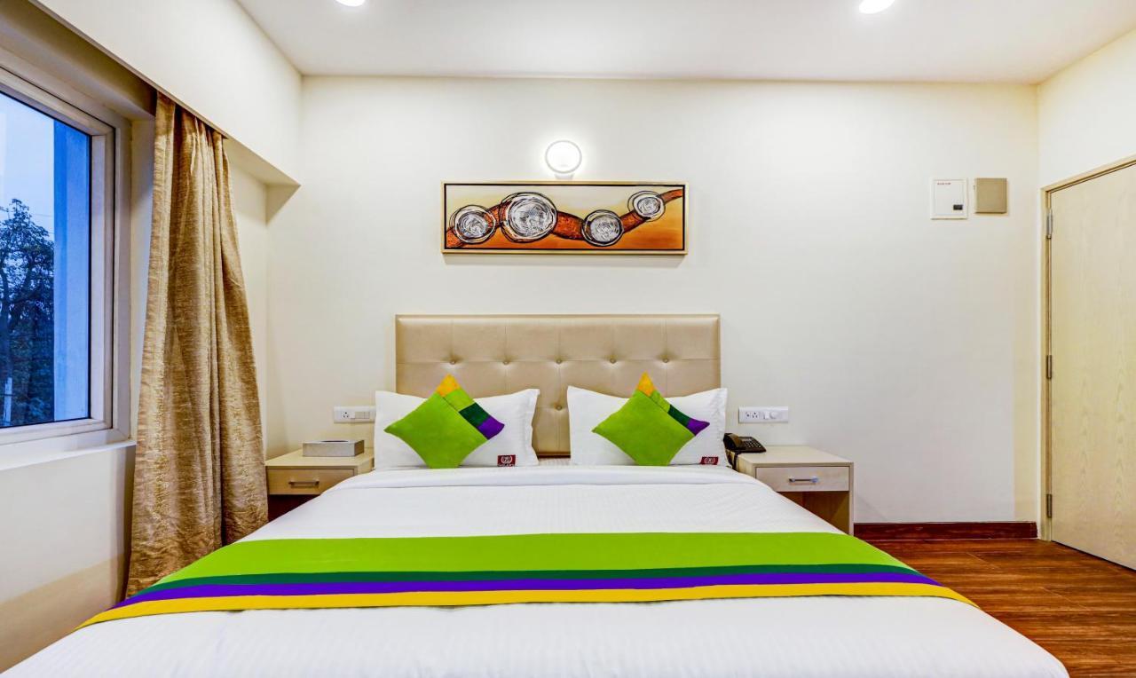 Treebo Galaxy Suites Mathikere Bangalore Bagian luar foto